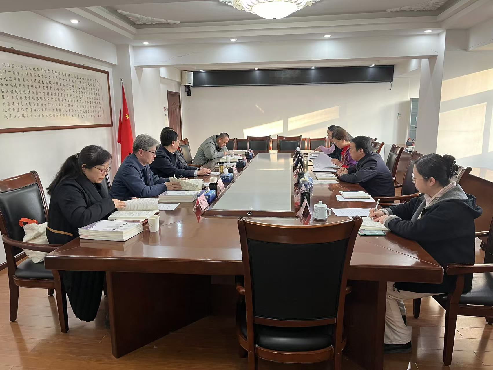 座谈会2.jpg